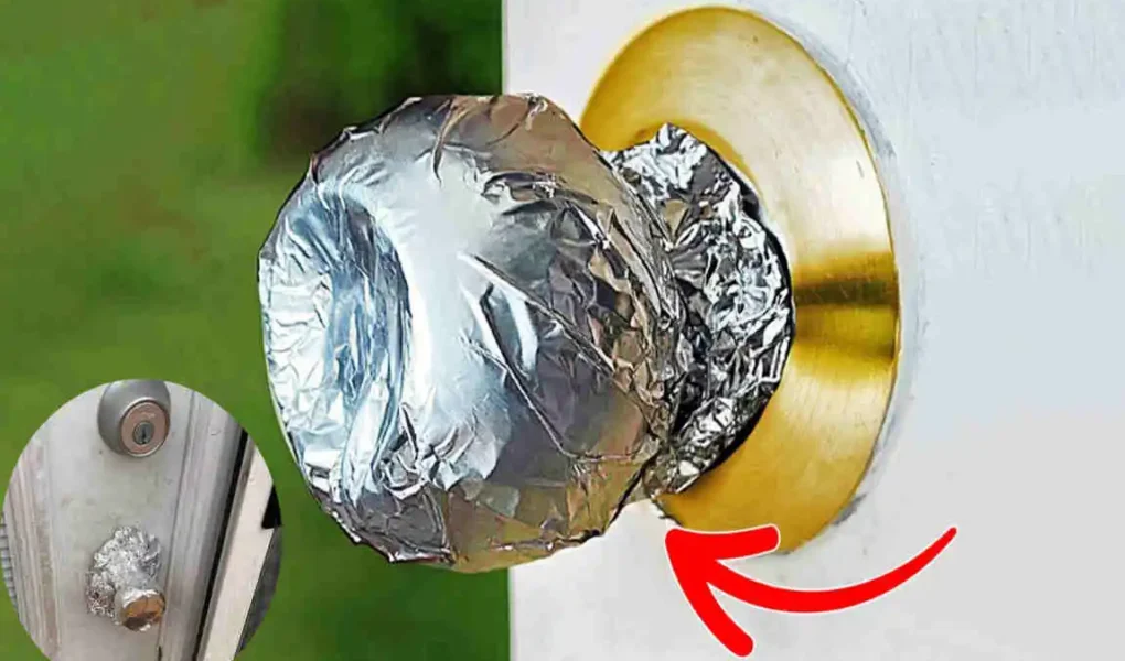why put foil on door knob