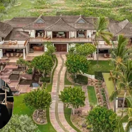 Dennis Akoyaking House