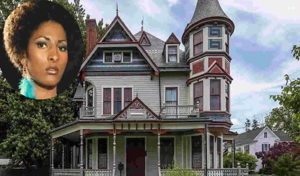 Pam Grier's house