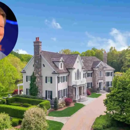 Phil Simms' House in Franklin Lakes