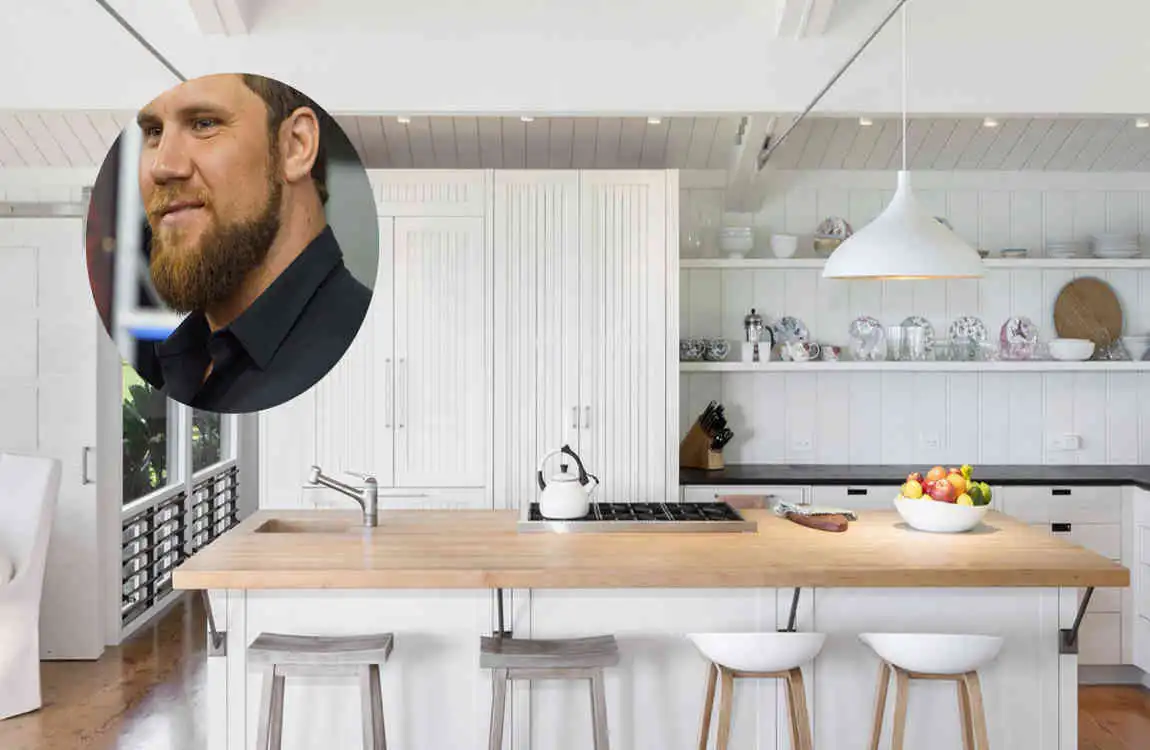 Curtis Axel House