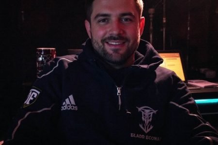 tj critza net worth