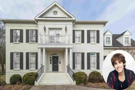 Johnny Valentine House