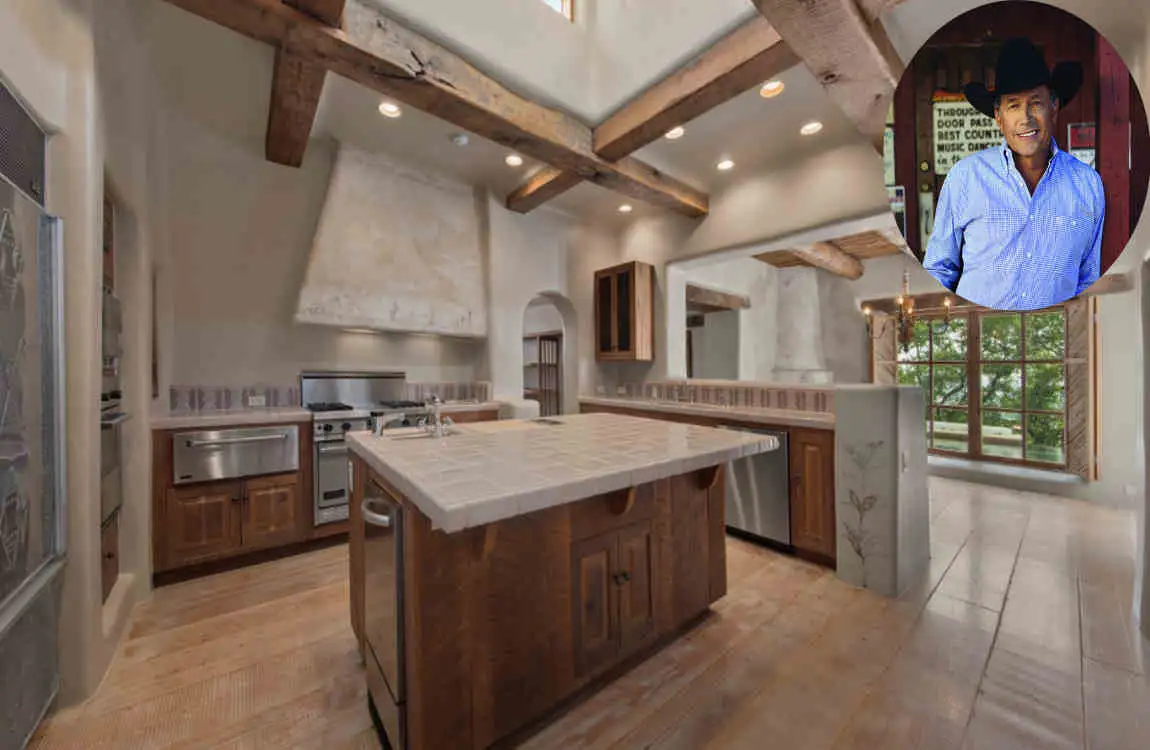 George Straits House