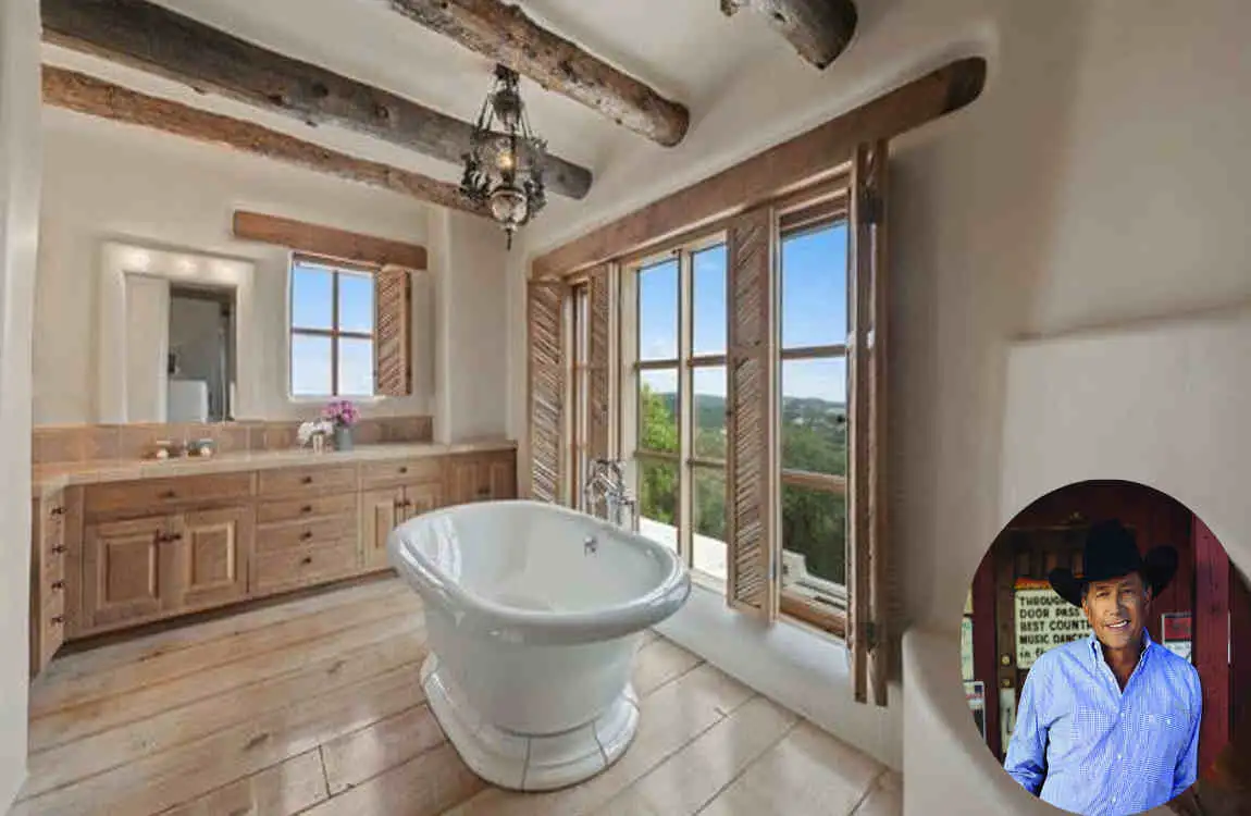 George Straits House