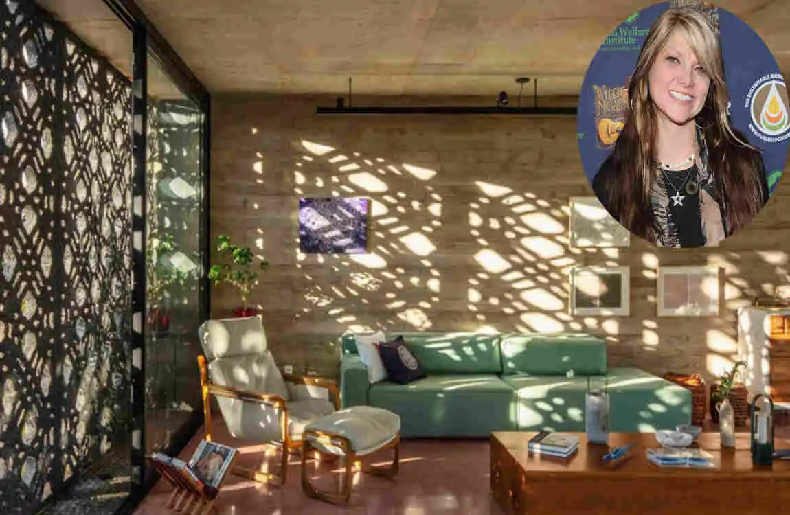 Paula Nelson's House