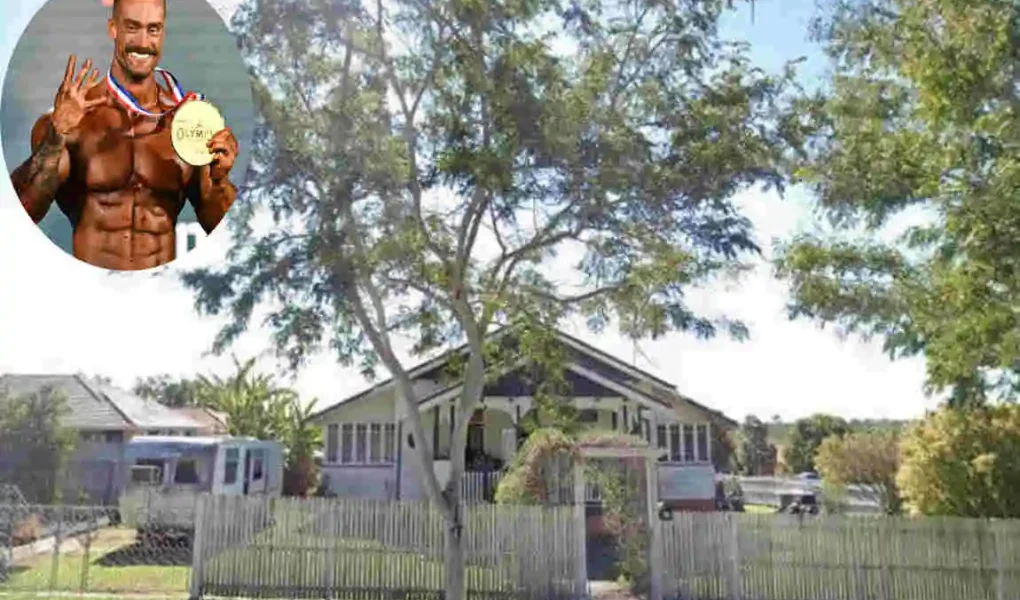 chris bumstead house