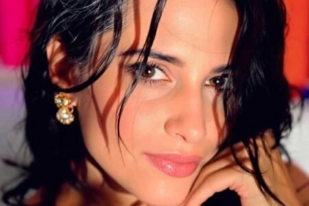 julieta venegas net worth