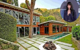 Dakota Johnson's House