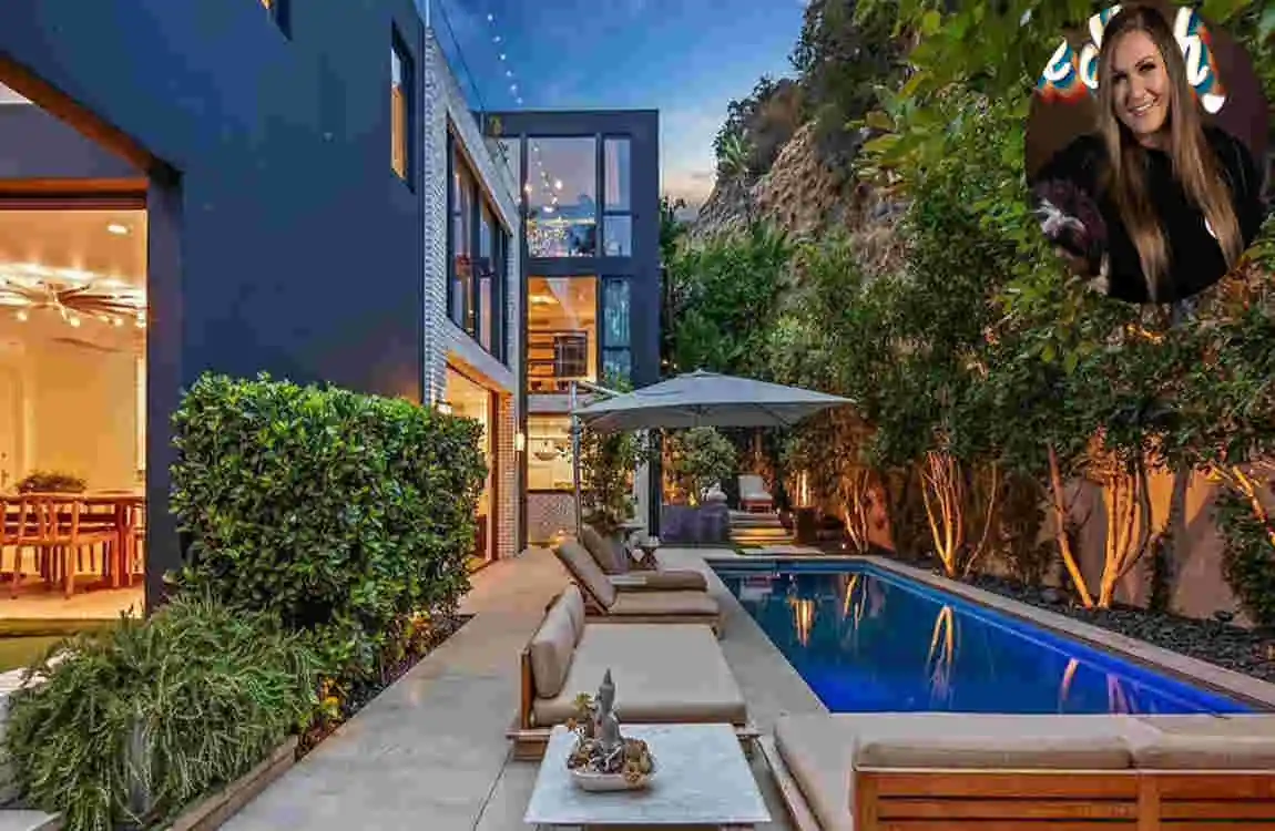 Kendall Rae House
