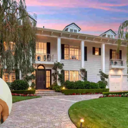 Devale Ellisy House