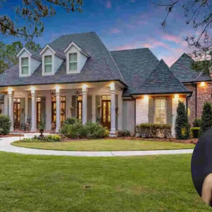 Alyssa Milano House