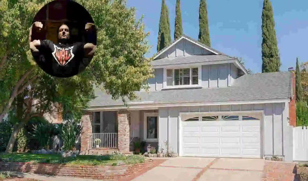Devon Larratt House