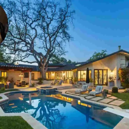 Kendall Rae House