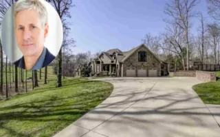 Chris Larsen's House