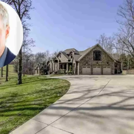 Chris Larsen's House