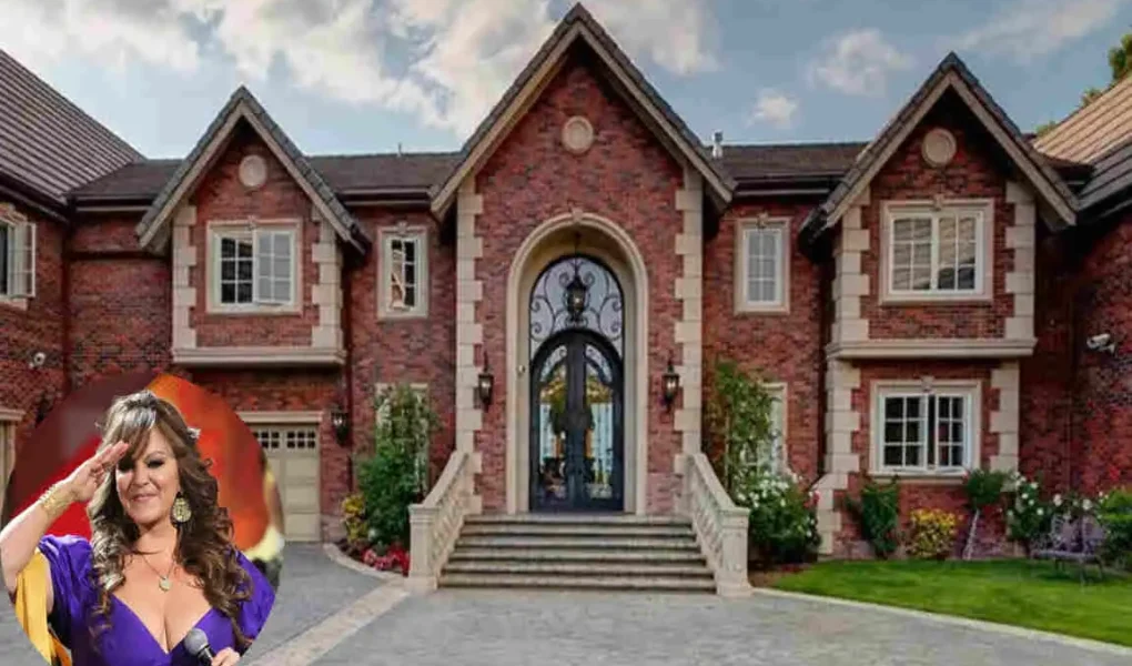 Jenni Rivera's Long Beach House