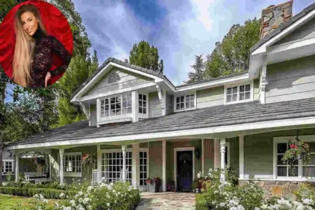 Ashley Alexiss’ Home