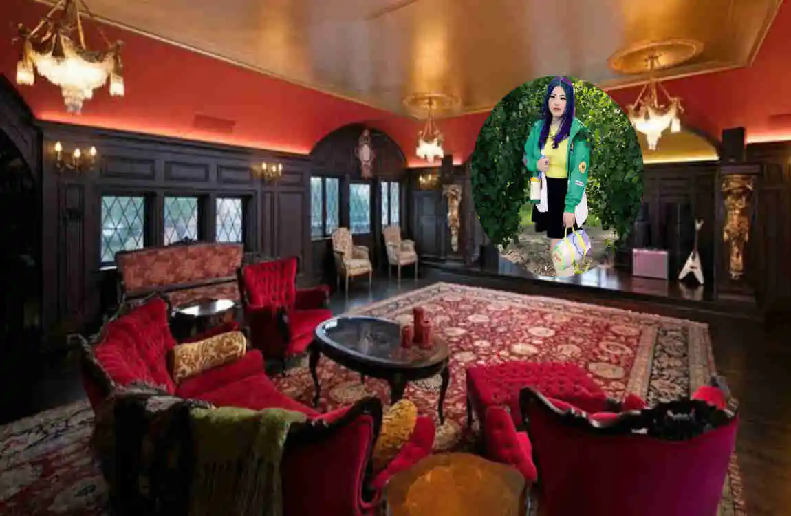 ItsFunneh’s House