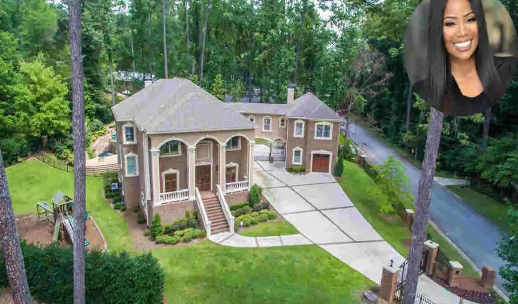 Deshawn Snow's house