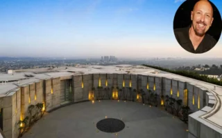 oakley founder house