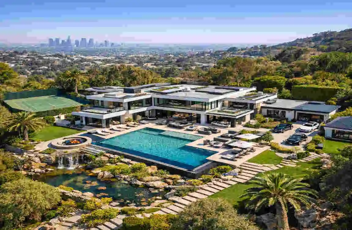 huge celebrity houses