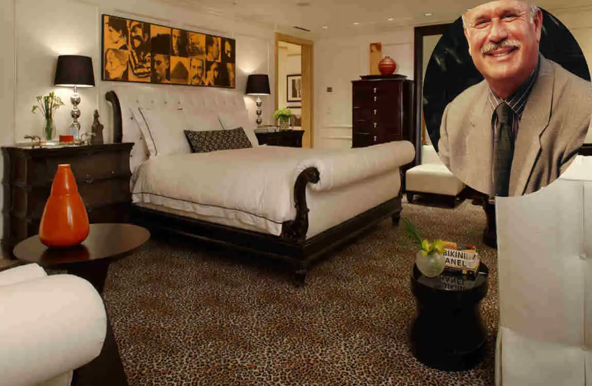 Peter Karmanos house