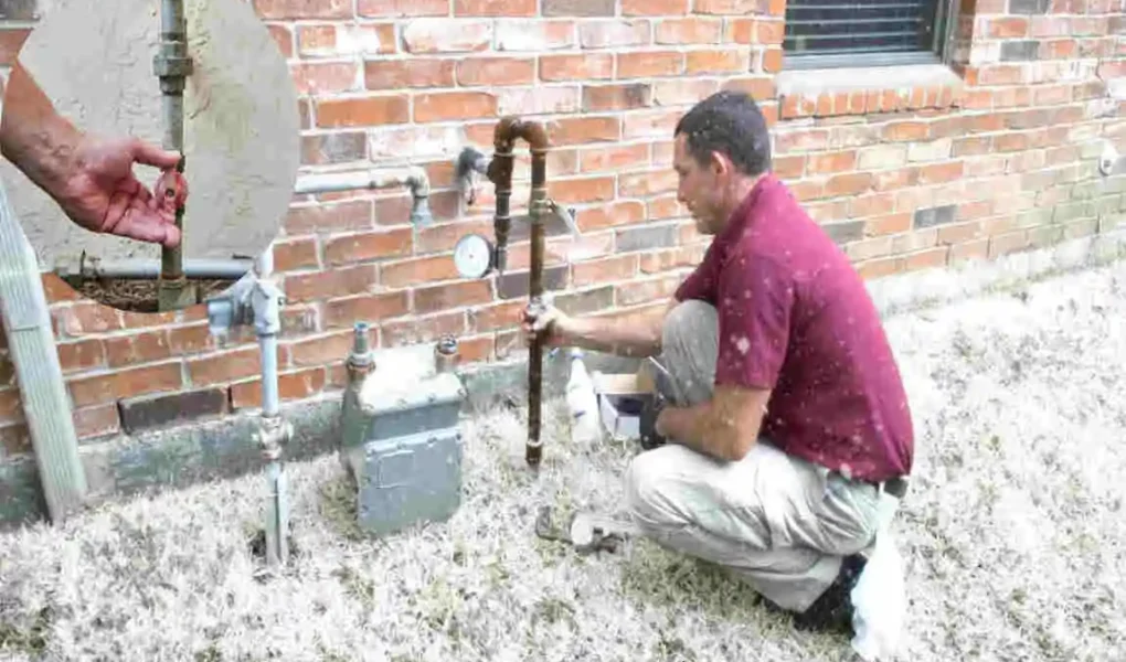 can gas lines freeze in a house