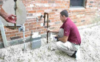 can gas lines freeze in a house