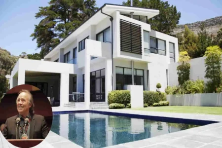 Joan Manuel Serrat Home