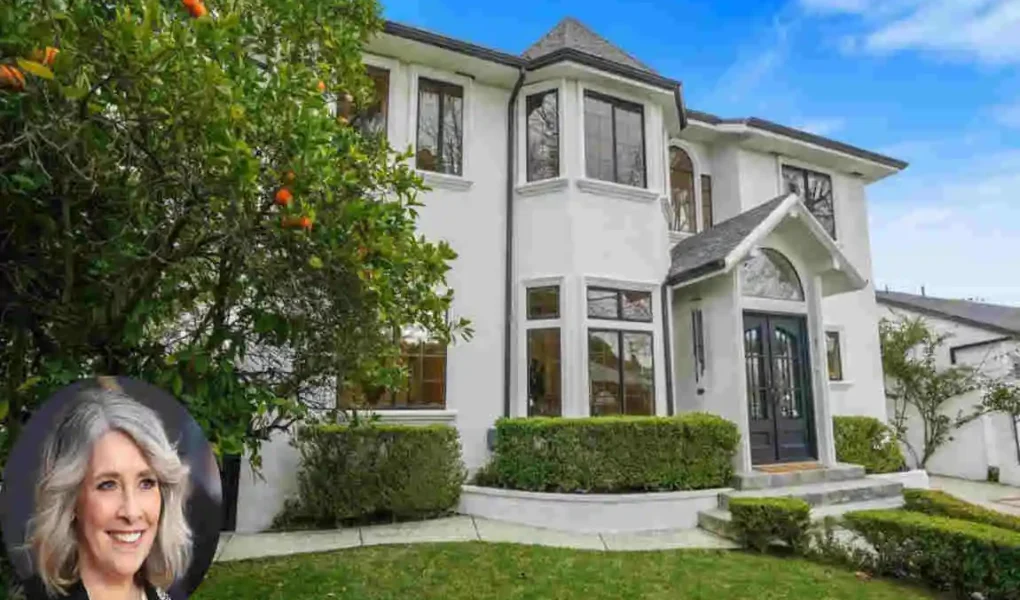 Phyllis Logan's house