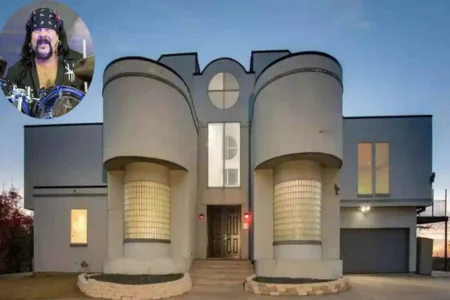 Vinnie Paul's Legendary Arlington House