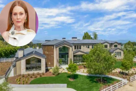 Julianne Moore house