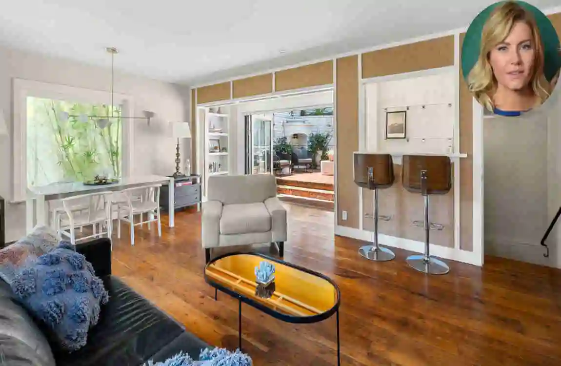 Elisha Cuthbert's House