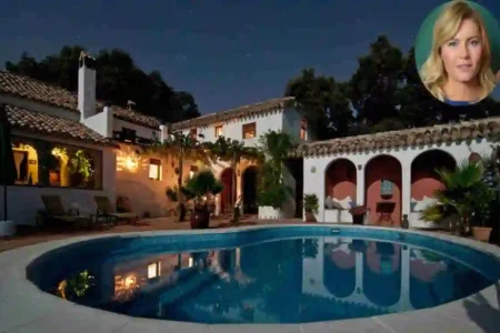 Elisha Cuthbert's House