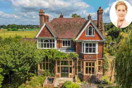 Dame Julie Andrews' house