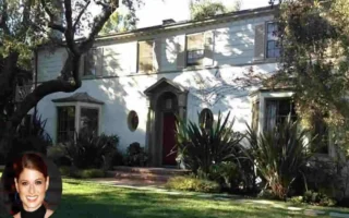 Debra Messing's House