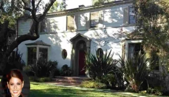 Debra Messing's House