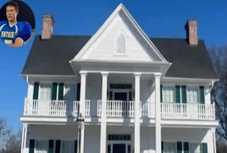 Matt Saracen House
